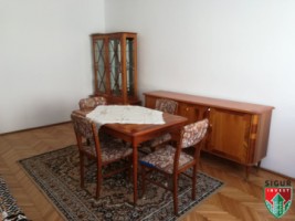 apartament-2-camere-decomandat-et2-zona-vasile-aron-semaforului-4